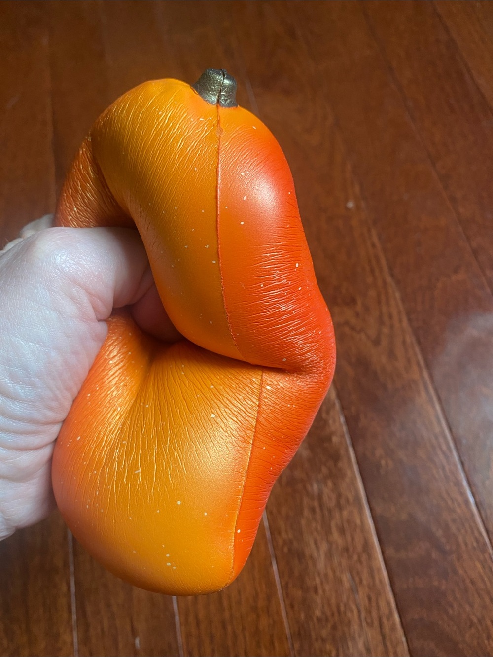 Areedy MANGO Squishy